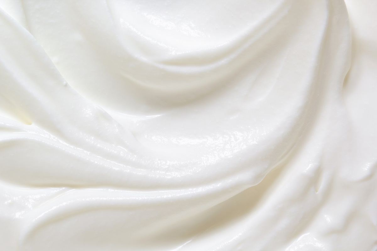 Biely naturálny jogurt